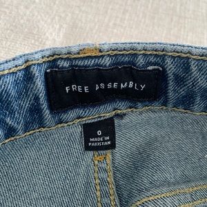 Free Assembly 90s relaxed jeans size 0